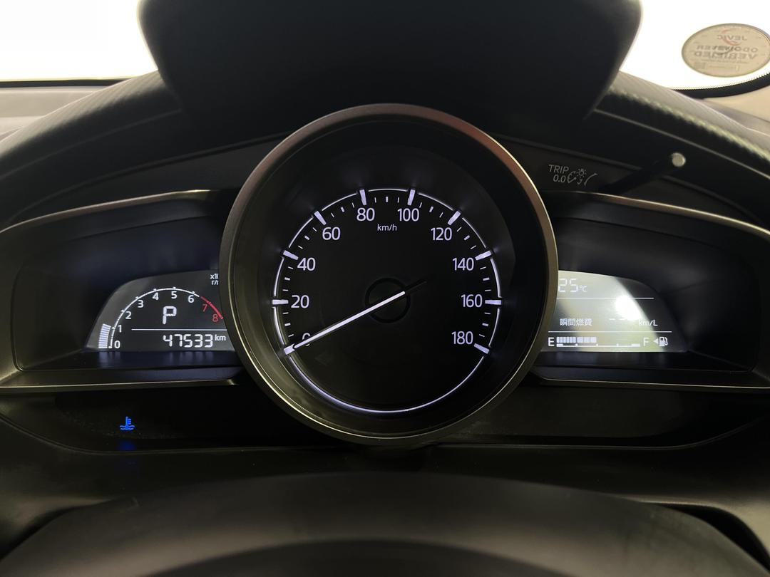 Photo '21' of Mazda Demio