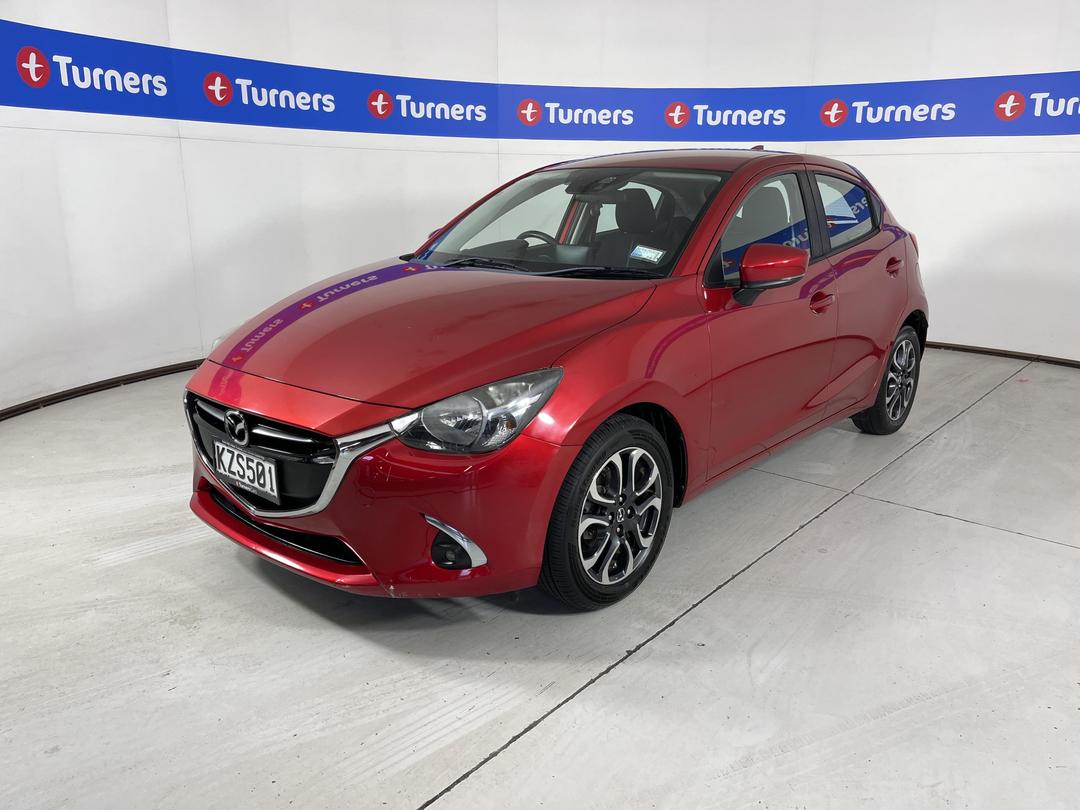 Photo '4' of Mazda Mazda2