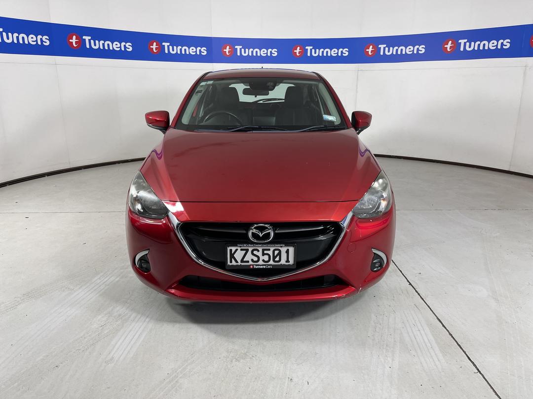 Photo '2' of Mazda Mazda2