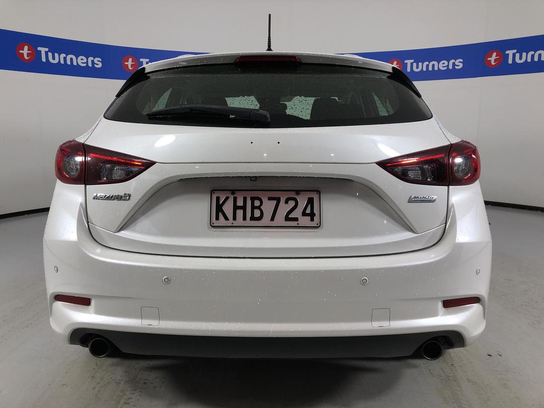 Photo '6' of Mazda Mazda3