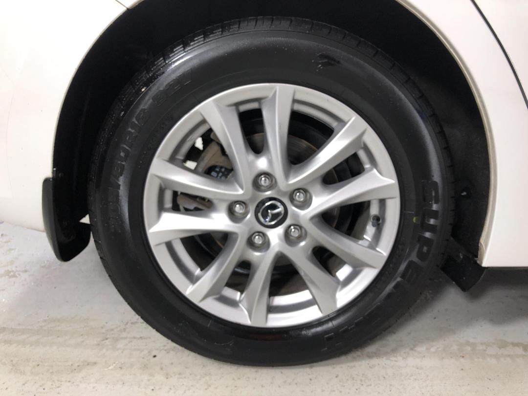 Photo '12' of Mazda Mazda3