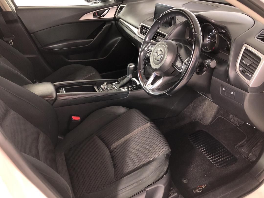 Photo '16' of Mazda Mazda3