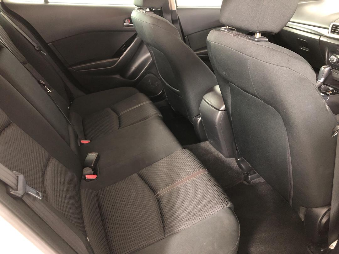 Photo '20' of Mazda Mazda3