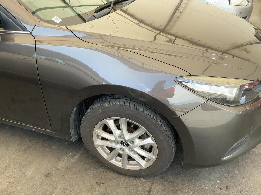 Photo '3' of Mazda Mazda3 GLX Photo '3' of Mazda Mazda3 GLX