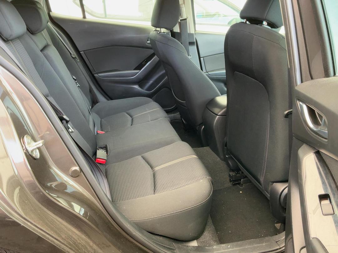 Photo '19' of Mazda Mazda3 GLX Photo '19' of Mazda Mazda3 GLX