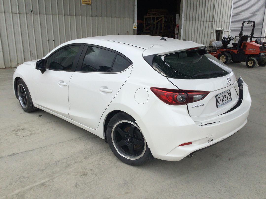 Photo '5' of Mazda Mazda3 GLX Photo '5' of Mazda Mazda3 GLX