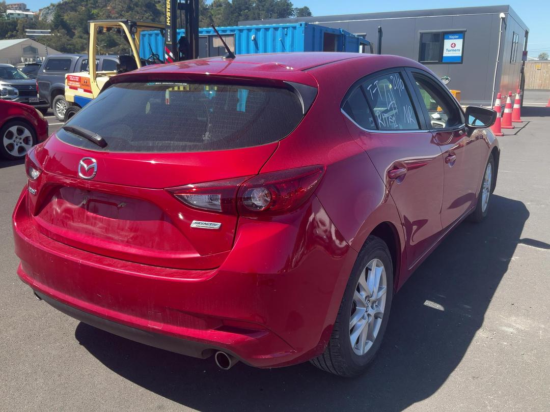 Photo '8' of Mazda Mazda3 GLX Photo '8' of Mazda Mazda3 GLX