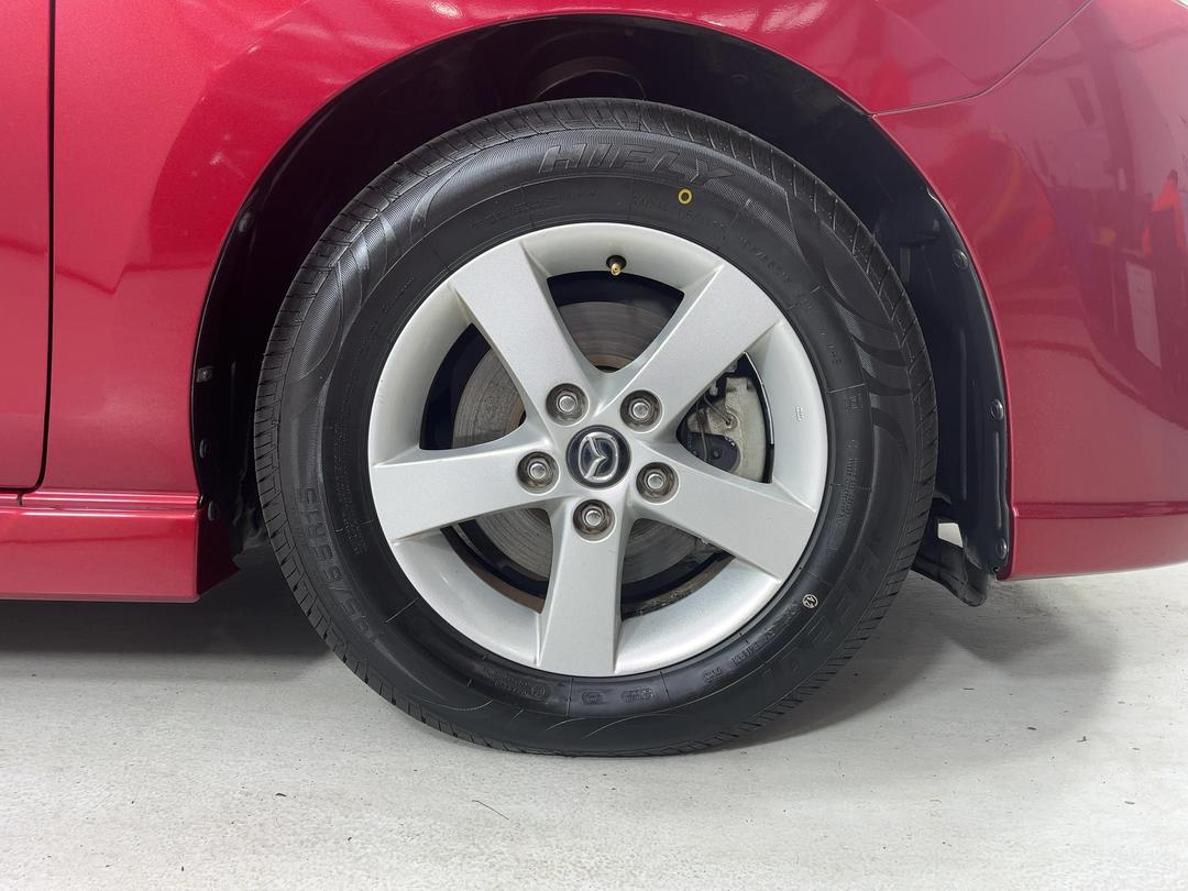 Photo '9' of Mazda Premacy