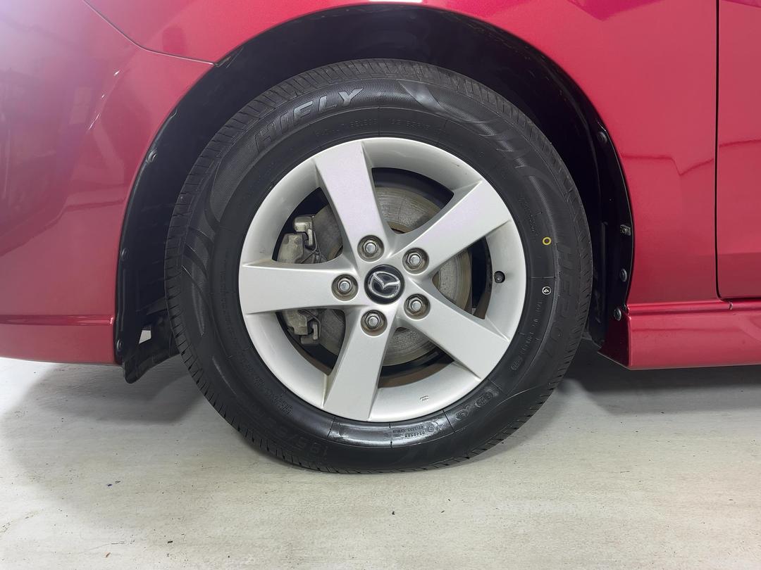 Photo '10' of Mazda Premacy