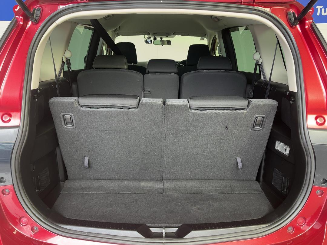 Photo '14' of Mazda Premacy