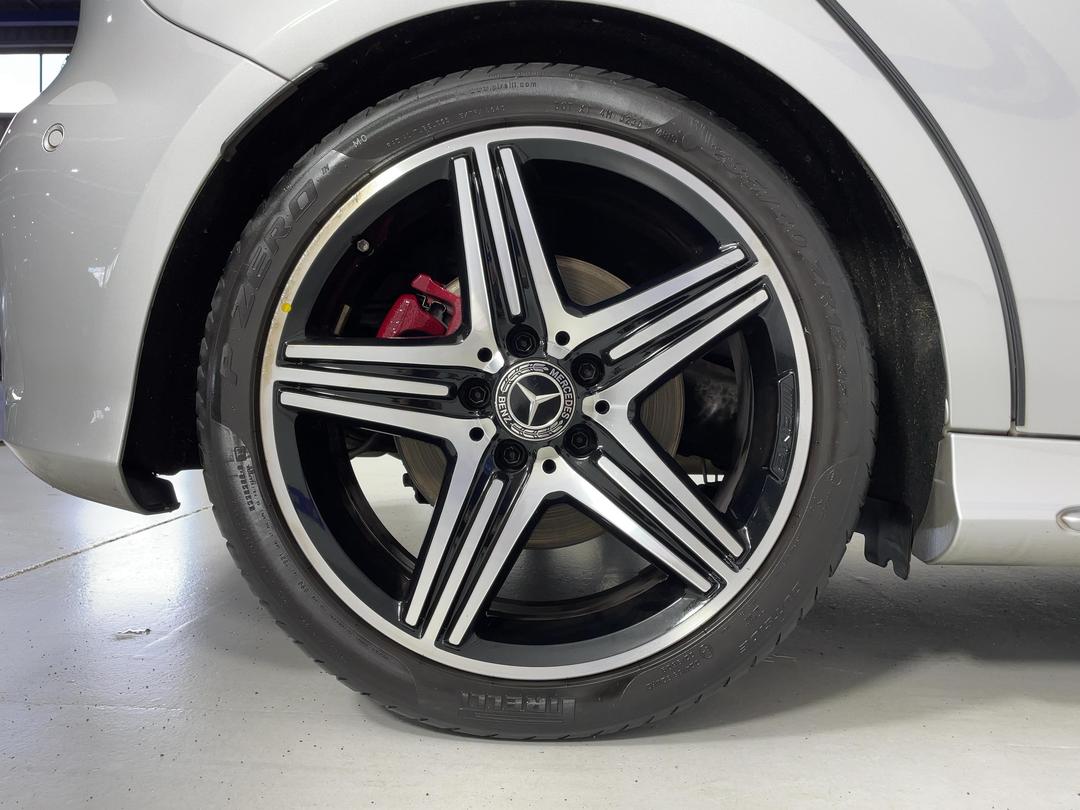 Photo '12' of Mercedes-Benz A-Class