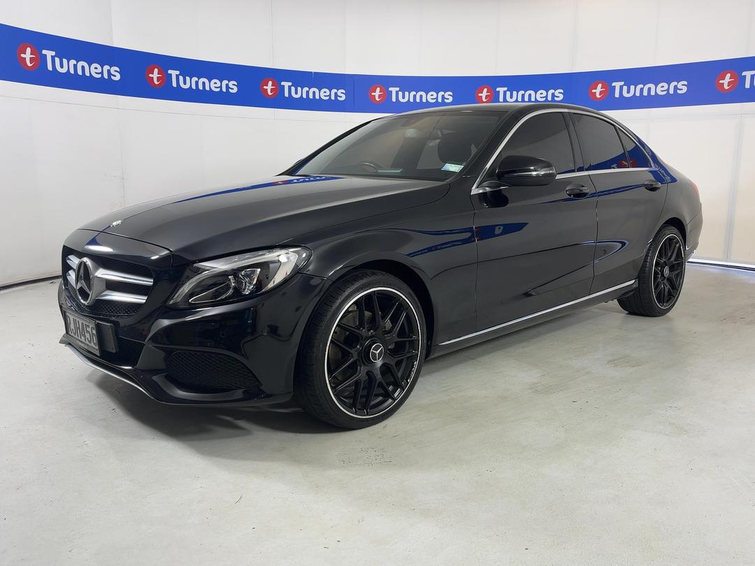 Photo '4' of Mercedes-Benz C-Class