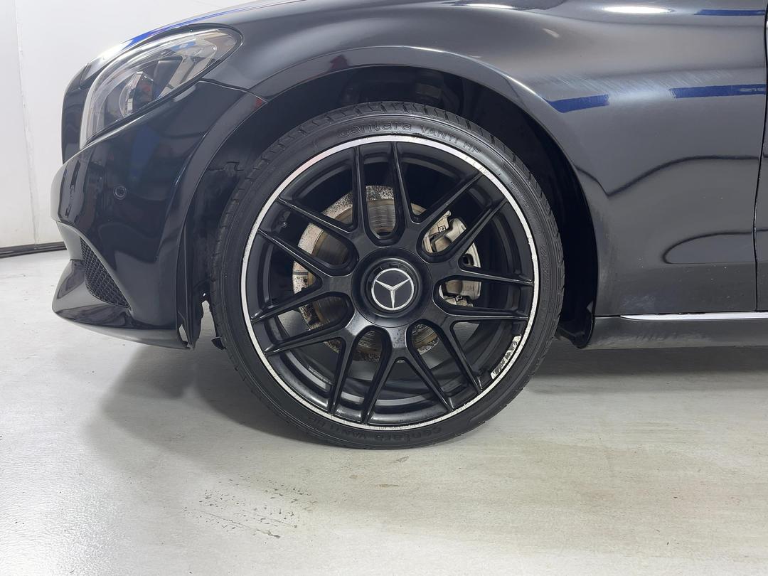 Photo '10' of Mercedes-Benz C-Class