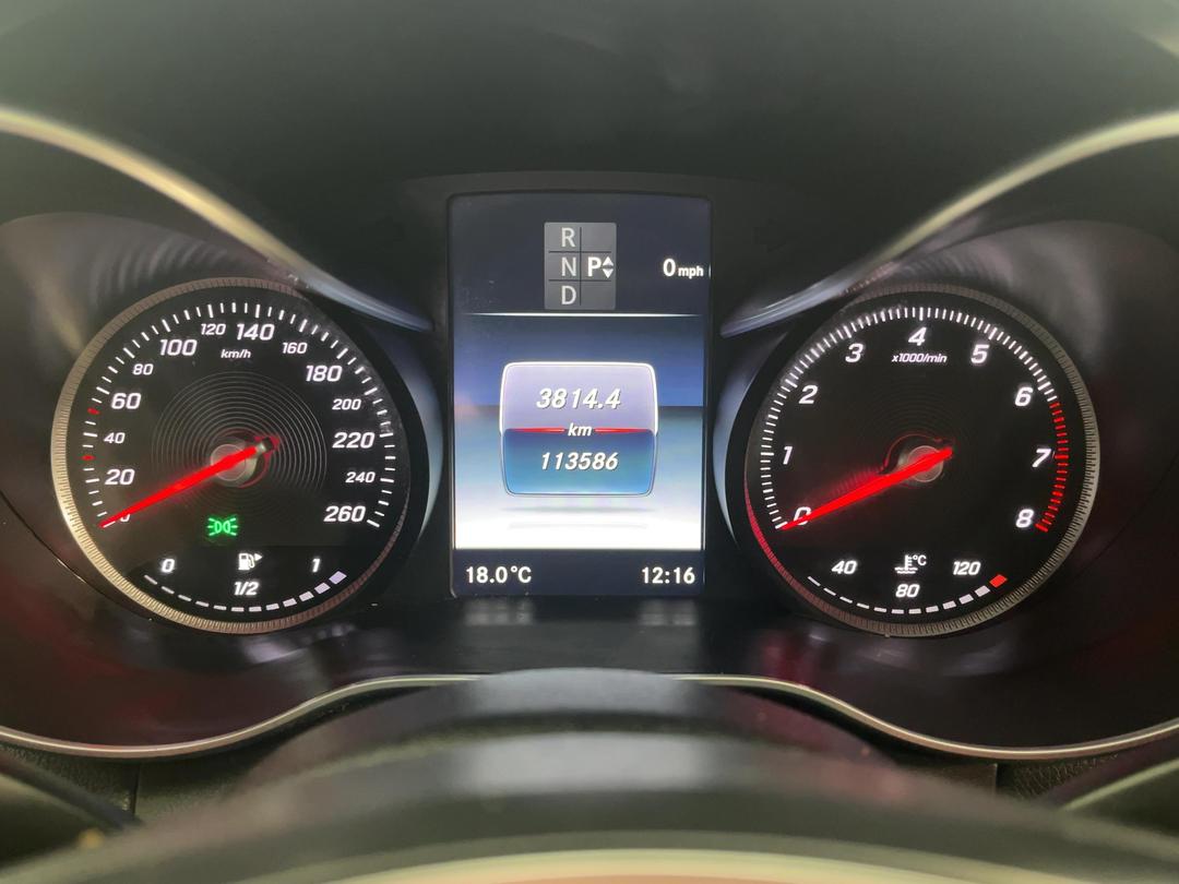 Photo '21' of Mercedes-Benz C-Class