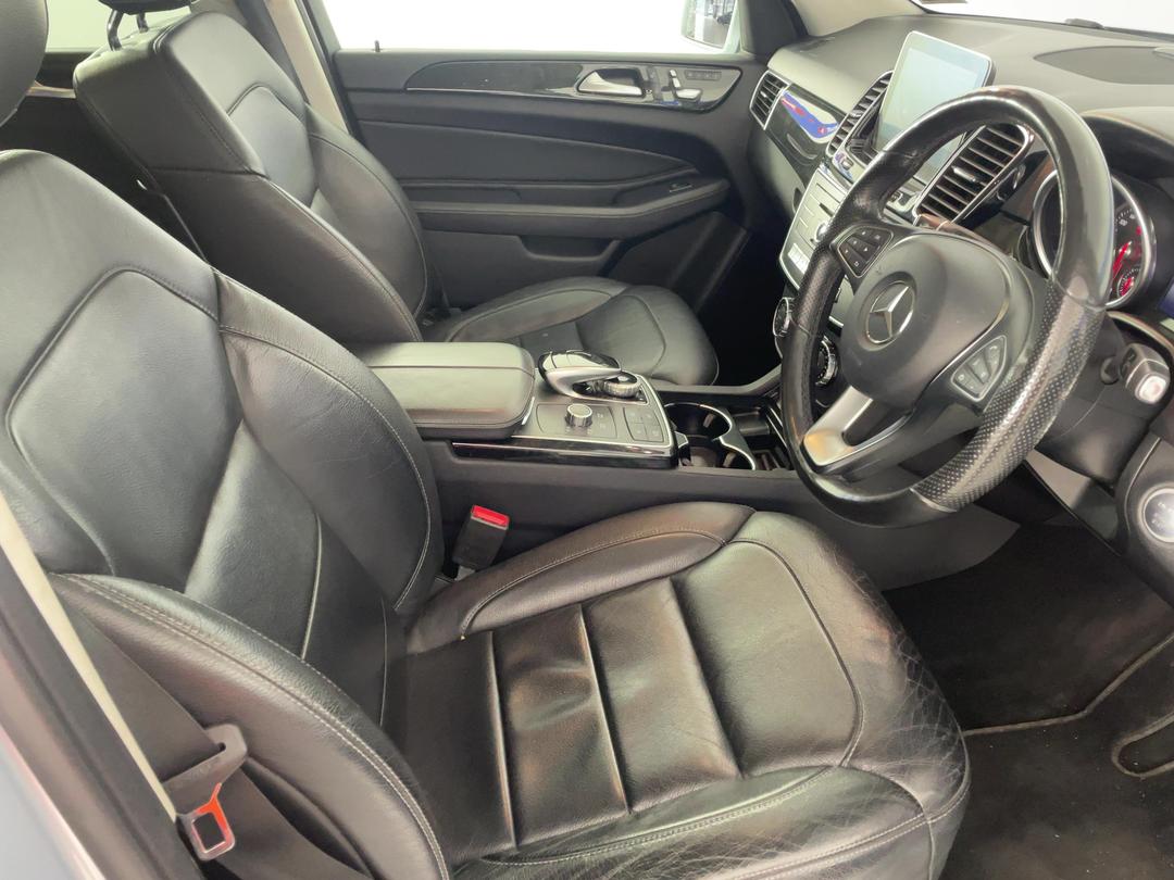 Photo '16' of Mercedes-Benz GLE