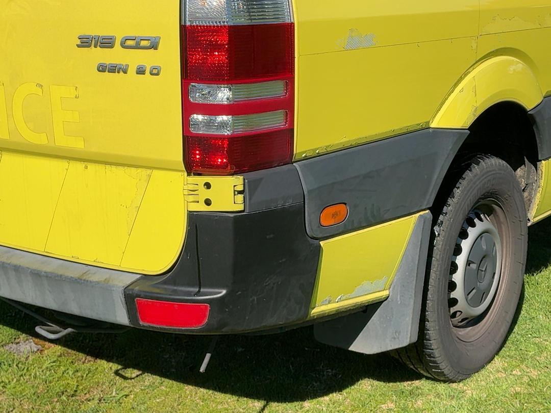 Photo '31' of Mercedes-Benz Sprinter 319 VAN MWB 3.88T Ambulance