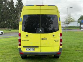 Photo '5' of Mercedes-Benz Sprinter 319 VAN MWB 3.88T Ambulance