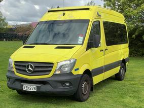Photo '12' of Mercedes-Benz Sprinter 319 VAN MWB 3.88T Ambulance