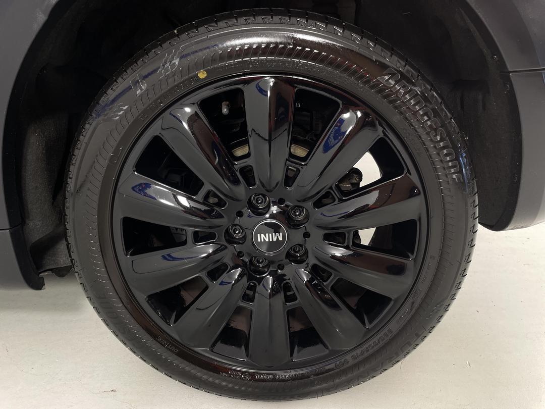 Photo '11' of Mini Countryman