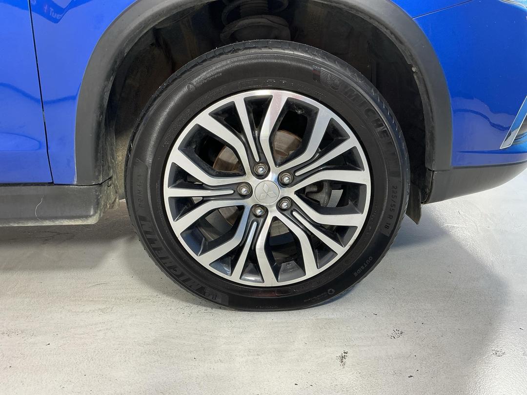 Photo '9' of Mitsubishi ASX