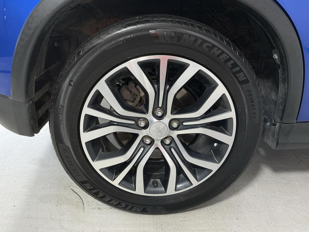 Photo '12' of Mitsubishi ASX