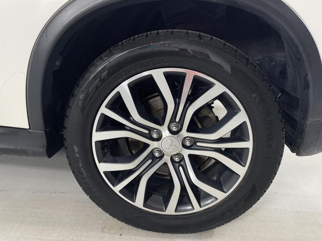 Photo '11' of Mitsubishi ASX