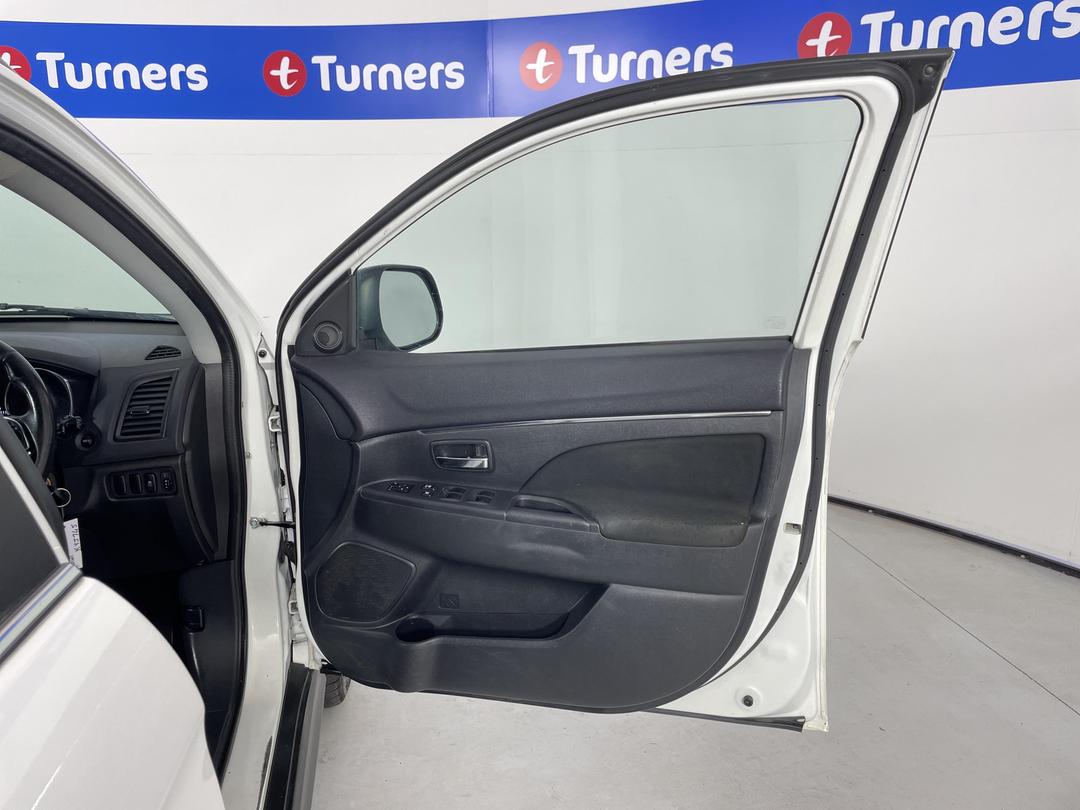 Photo '15' of Mitsubishi ASX