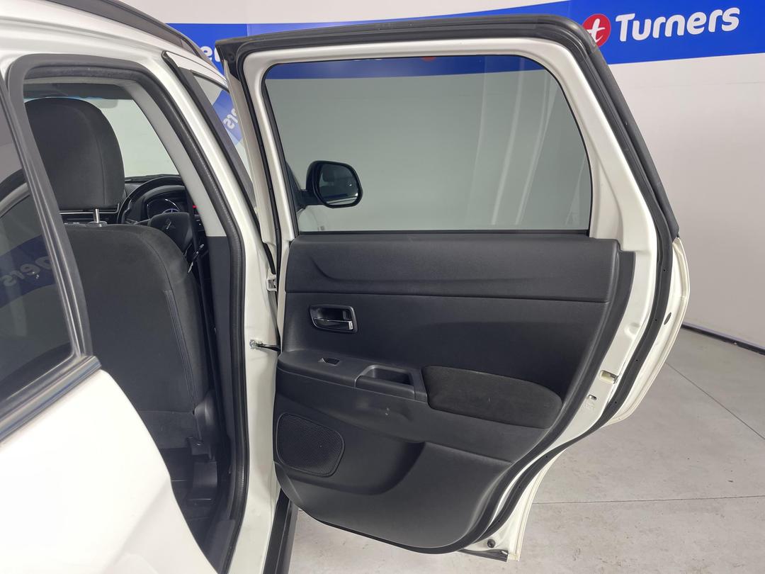 Photo '19' of Mitsubishi ASX