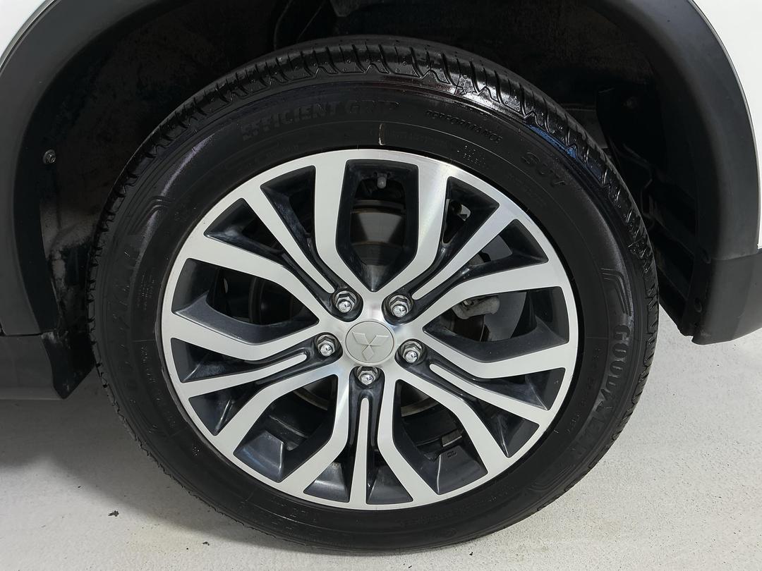 Photo '11' of Mitsubishi ASX