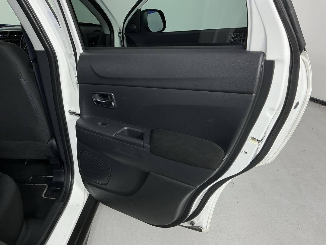 Photo '19' of Mitsubishi ASX