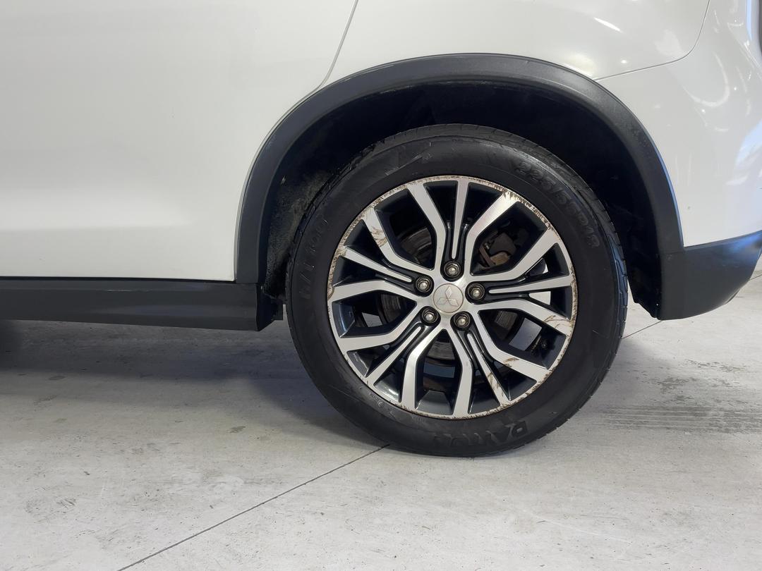 Photo '11' of Mitsubishi ASX