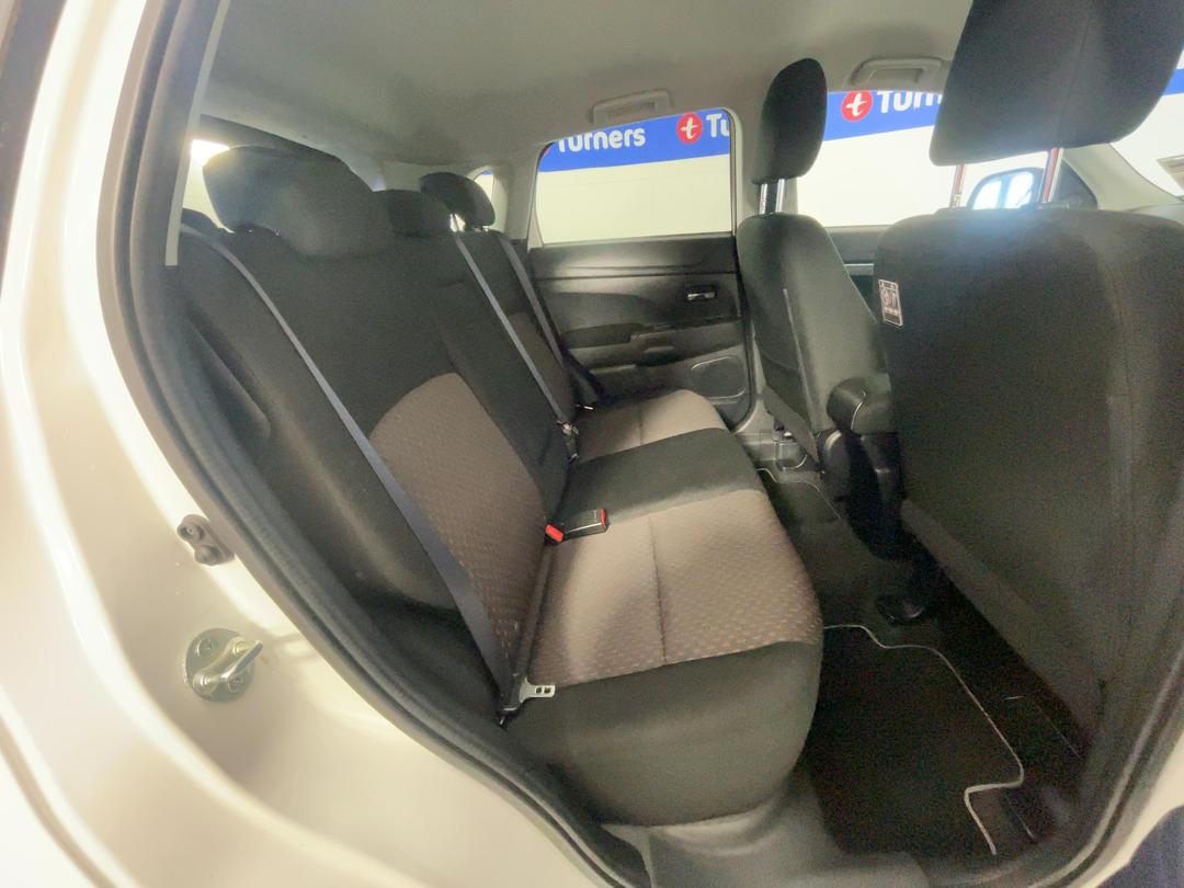 Photo '20' of Mitsubishi ASX