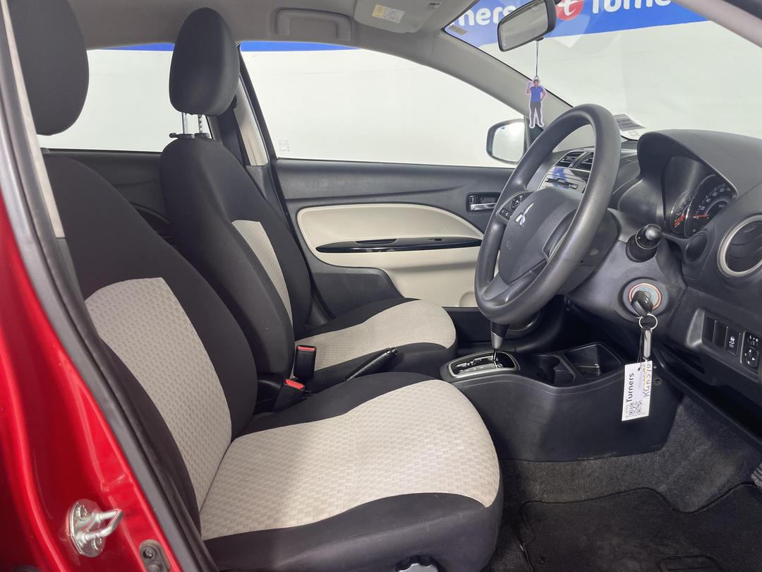 Photo '16' of Mitsubishi Mirage