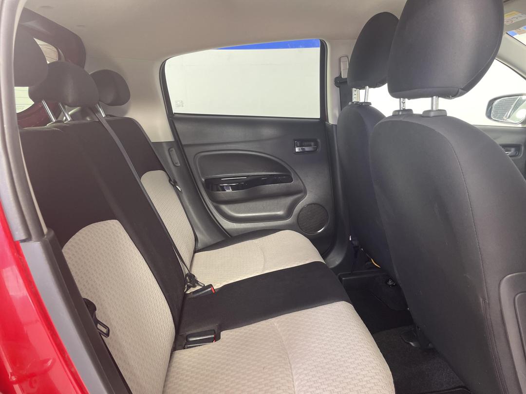 Photo '20' of Mitsubishi Mirage