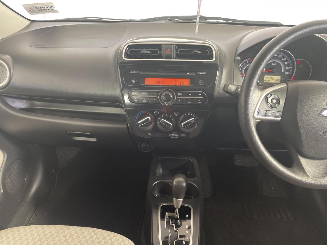 Photo '18' of Mitsubishi Mirage