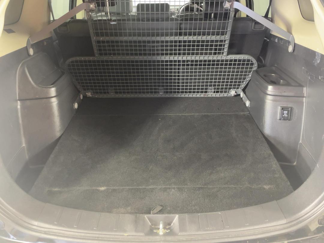Photo '14' of Mitsubishi Outlander