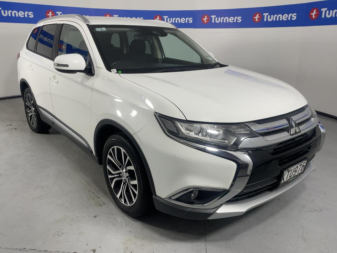Photo '1' of Mitsubishi Outlander