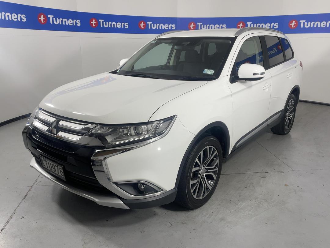 Photo '4' of Mitsubishi Outlander