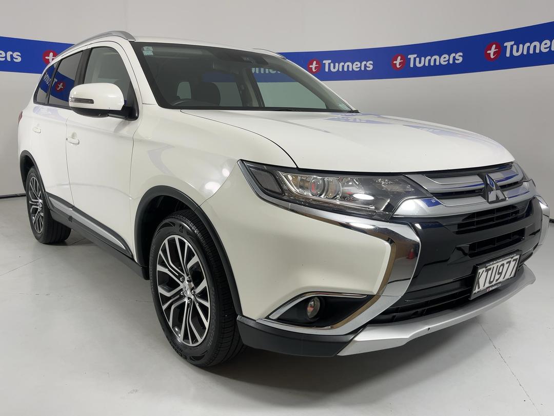 Photo '1' of Mitsubishi Outlander