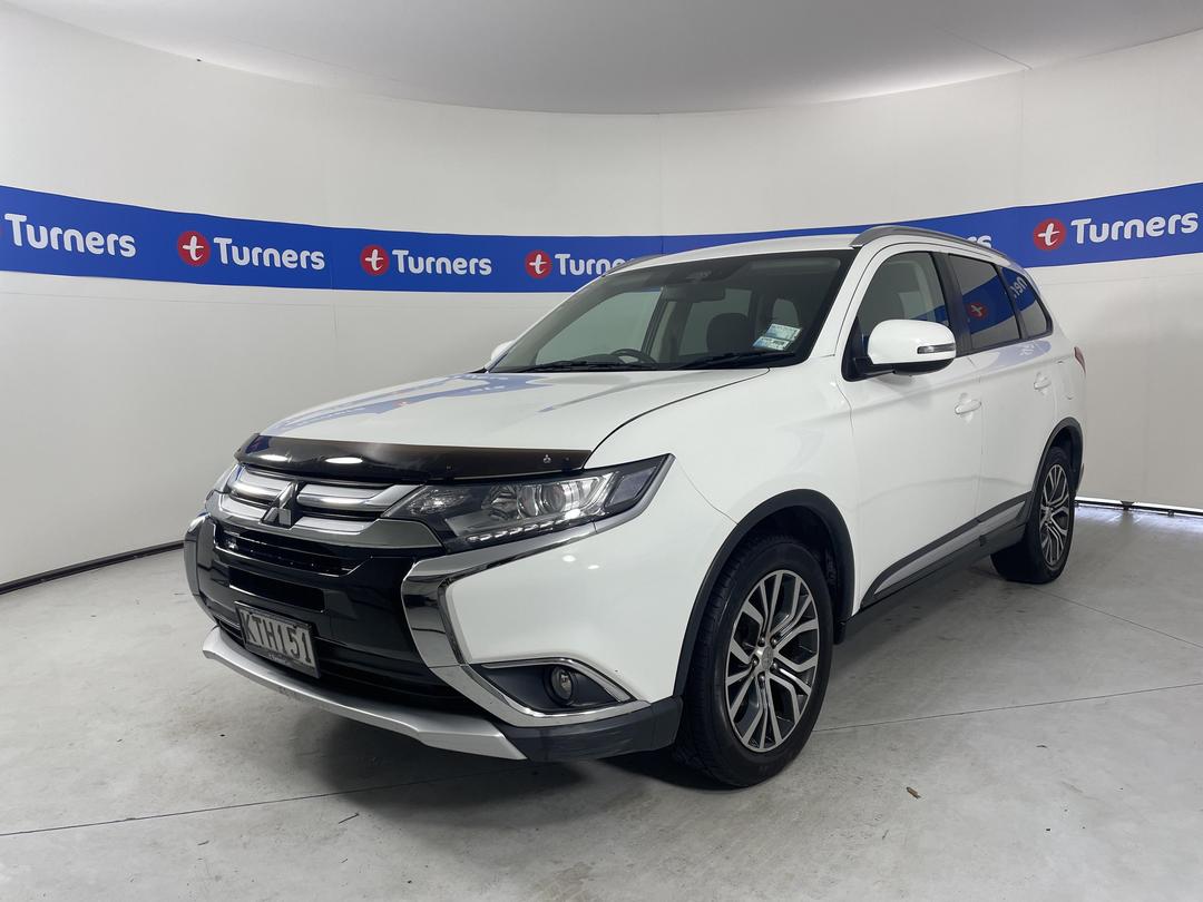 Photo '4' of Mitsubishi Outlander