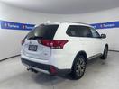 Thumbnail '7' of Mitsubishi Outlander