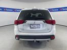 Thumbnail '6' of Mitsubishi Outlander