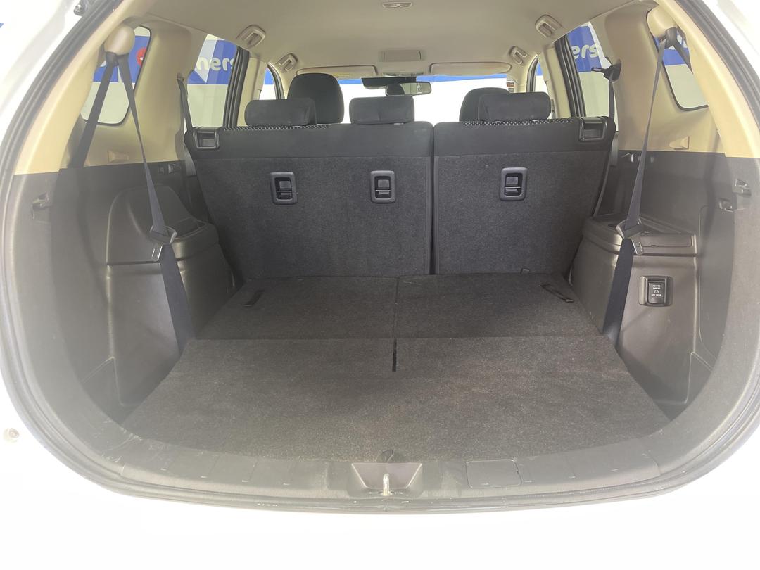 Photo '14' of Mitsubishi Outlander