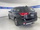 Thumbnail '5' of Mitsubishi Outlander