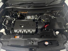 Photo '13' of Mitsubishi Outlander