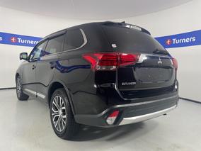 Photo '5' of Mitsubishi Outlander