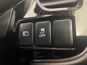 Photo '24' of Mitsubishi Outlander