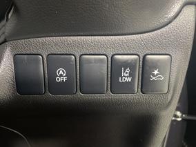 Photo '23' of Mitsubishi Outlander