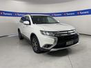 Photo of 2017 Mitsubishi Outlander VRX 4WD