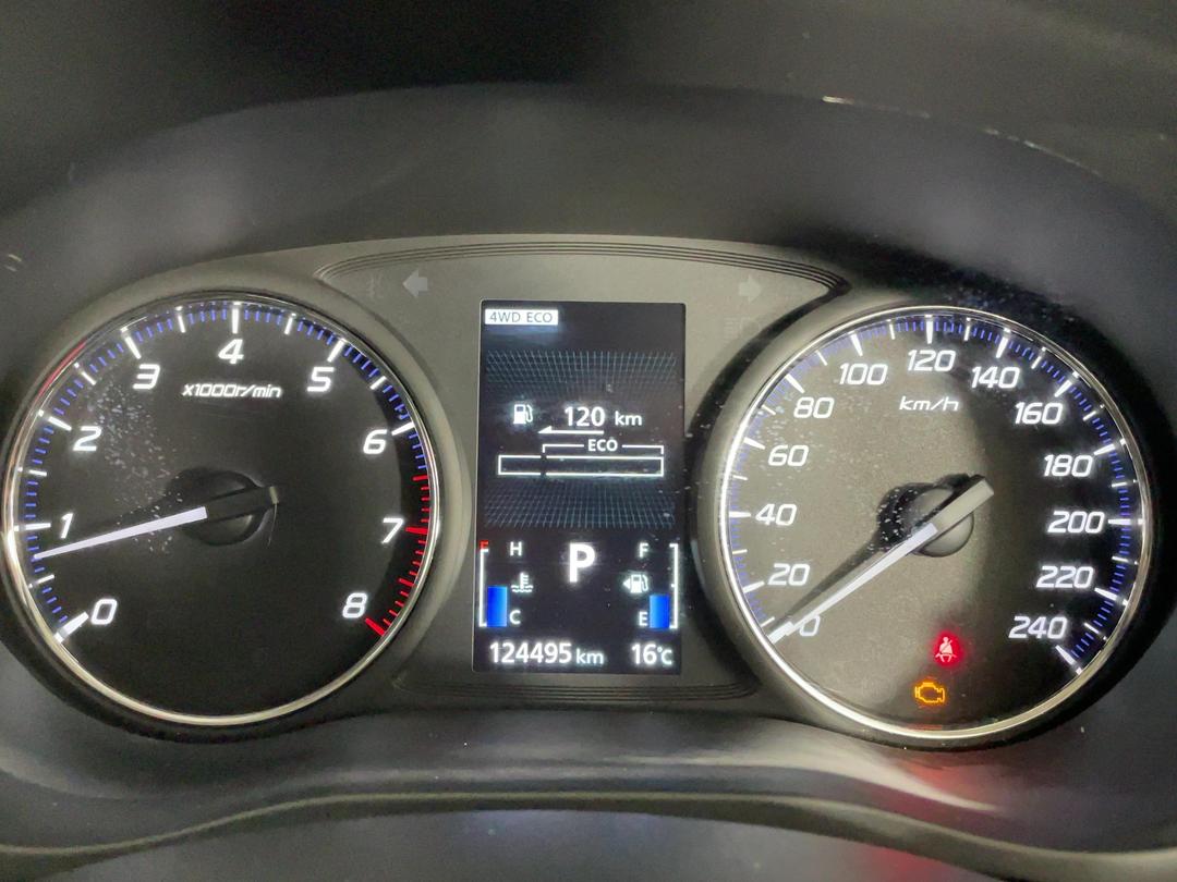 Photo '21' of Mitsubishi Outlander
